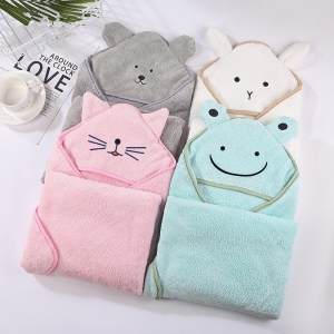Serviette de bain à capuche pour bébé en forme d'animaux avec plusieurs couleurs