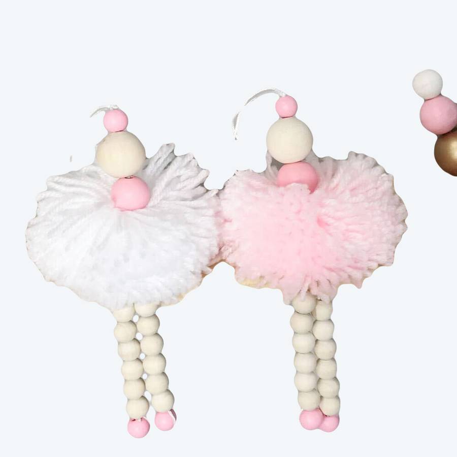 Décoration murale en perle de bois en forme de poupée une rose et une blanche