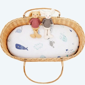 Couverture de matelas de berceau imprimée en dessin animé avec un fond blanc