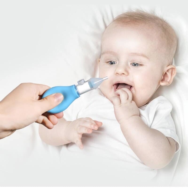 Nettoyeur nasal en silicone bleu pour bébé