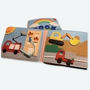 Livre en tissu à la couleur de l'arc-en-ciel pour bébé.