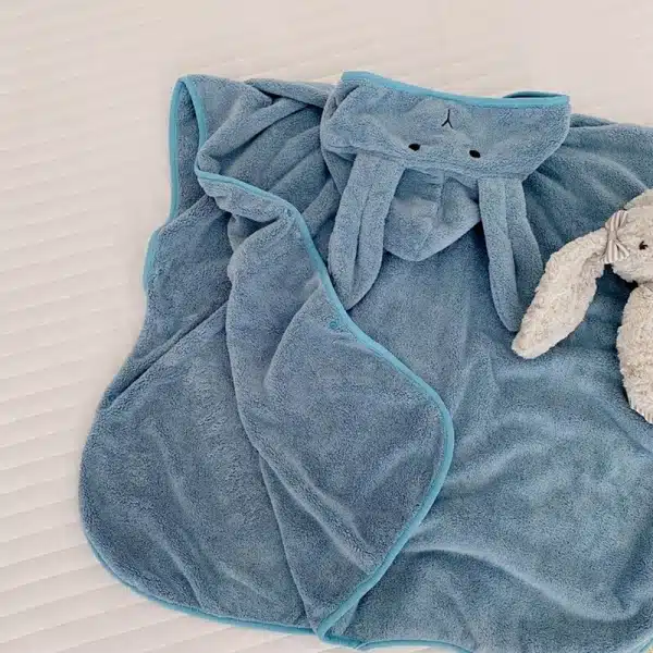 Serviette de plage à capuche en coton pour bébé – Image 3