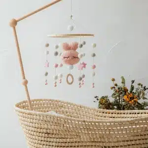 Hochet de lit en coton rose en forme de lapin pour bébé