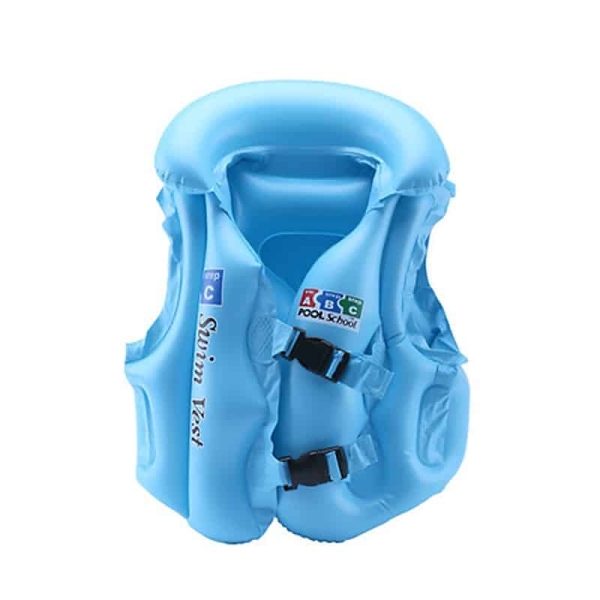 Gilet de natation gonflable pour enfants bleu avec un fond blanc