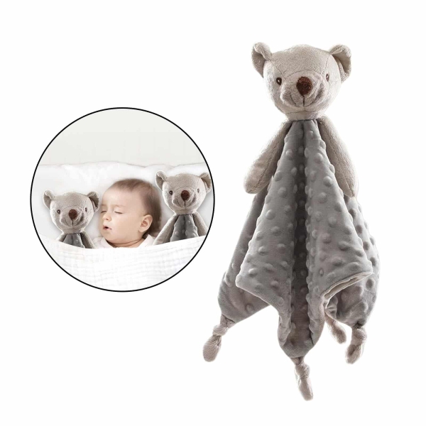 Doudou couverture en peluche pour bébé gris avec un fond blanc avec un bébé qui dort avec la peluche