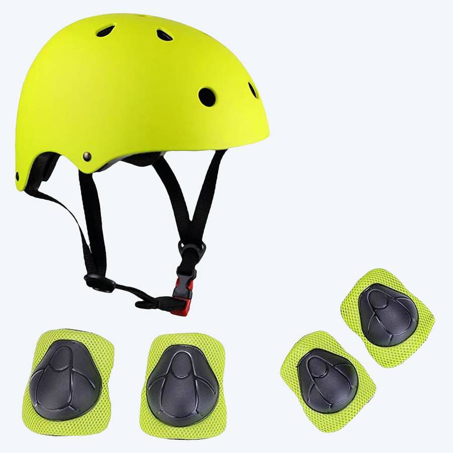 Ensemble d'équipement de protection pour vélo vert avec un fond blanc