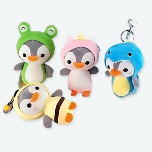 Porte-clés en peluche pingouin de 12 cm a plusieurs coloris avec des déguisements d'autres animaux