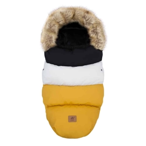 Sac de couchage épais pour bébé jaune avec une capuche en polaire et un fond blanc