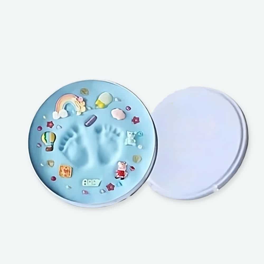 Kit d'empreintes pour bébé bleu surposé.