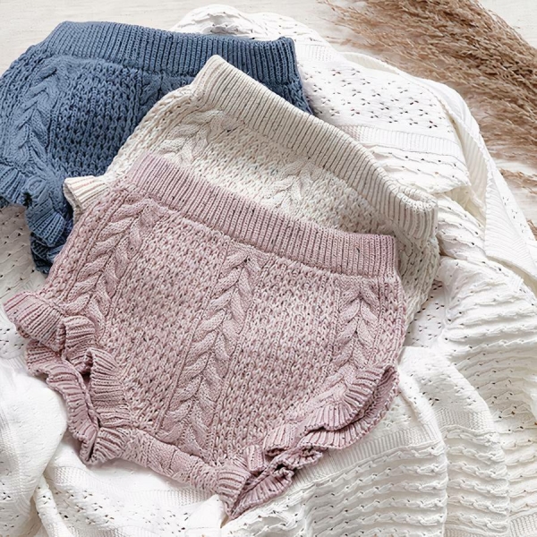 Short tricoté à volants pour bébé – Image 5