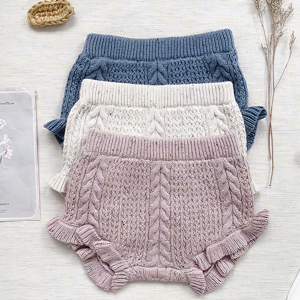 Short tricoté à volants pour bébé – Image 3