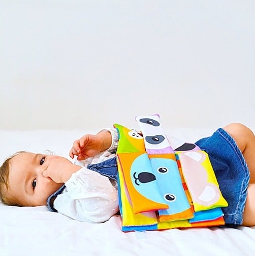 Pack de 3 livres d'éveil Montessori pour bébé livre en tissu stereo pour bebes avec v description 5