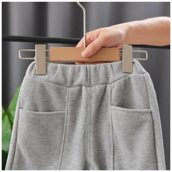 Sweat-shirt et pantalon à la mode – Image 9