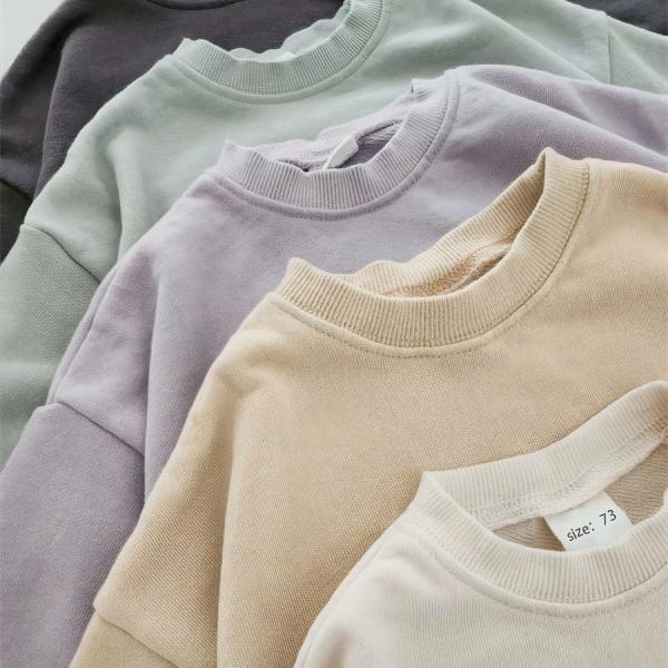 Barboteuse courte style sweat pour bébé – Image 5