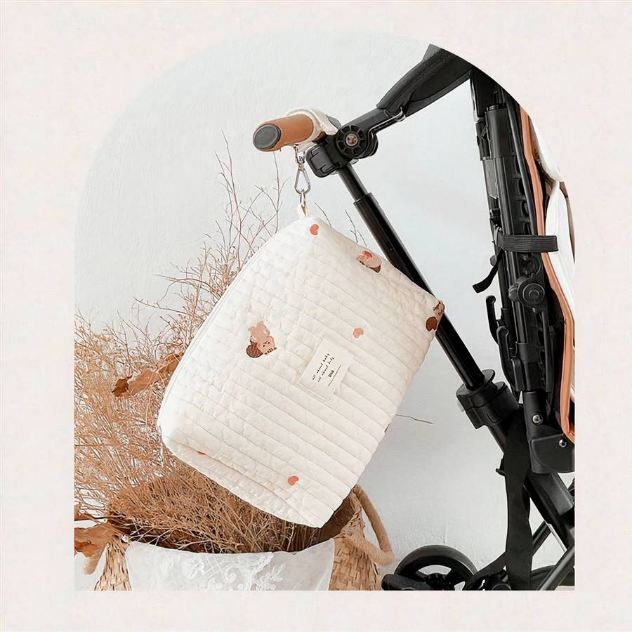Sac à langer brodé et matelassé petit modèle pour bébé – Image 4